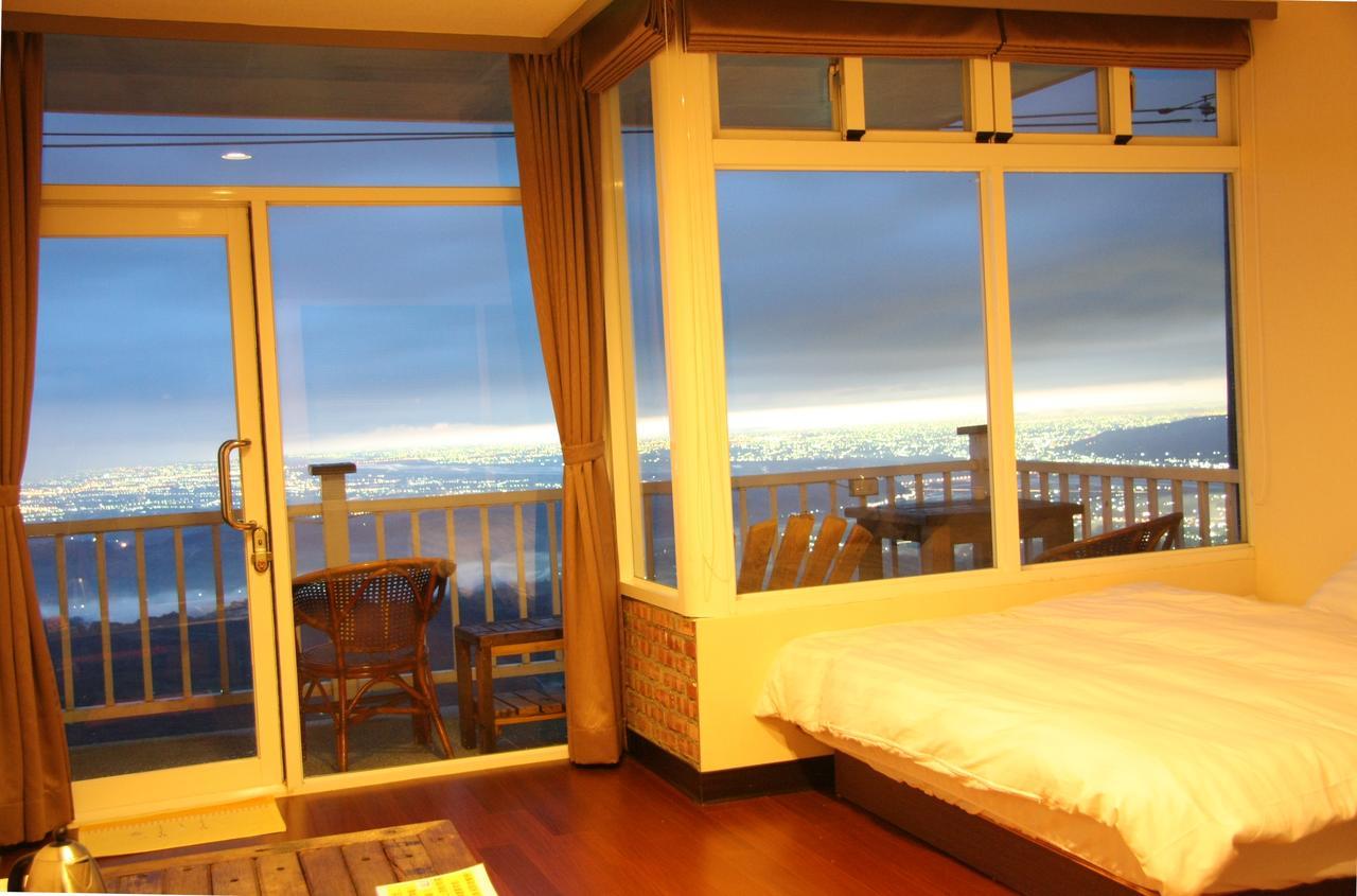 Sky Lounge B&B Zhushan Zewnętrze zdjęcie