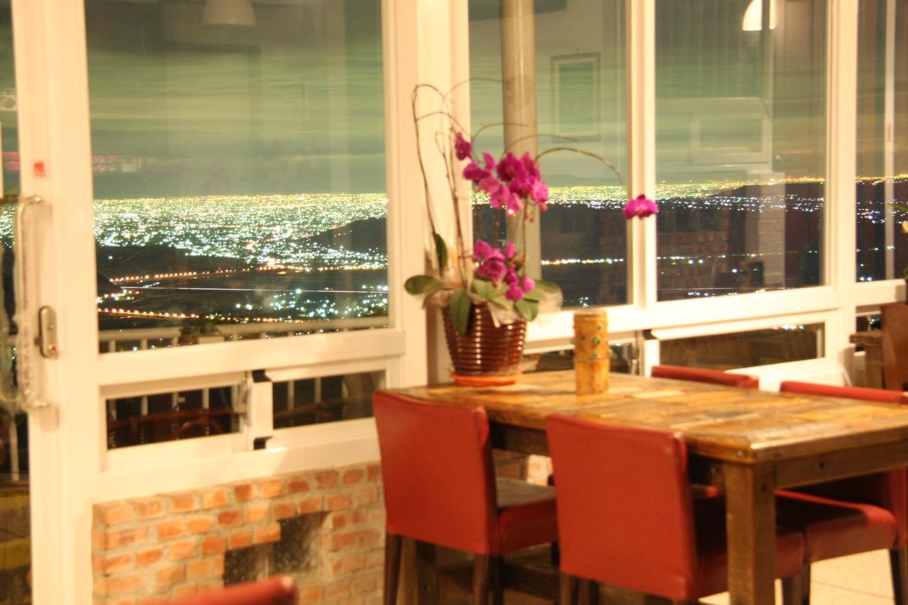 Sky Lounge B&B Zhushan Zewnętrze zdjęcie